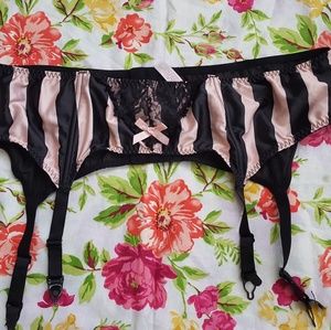 Sexy Cacique Plus Size Lingerie